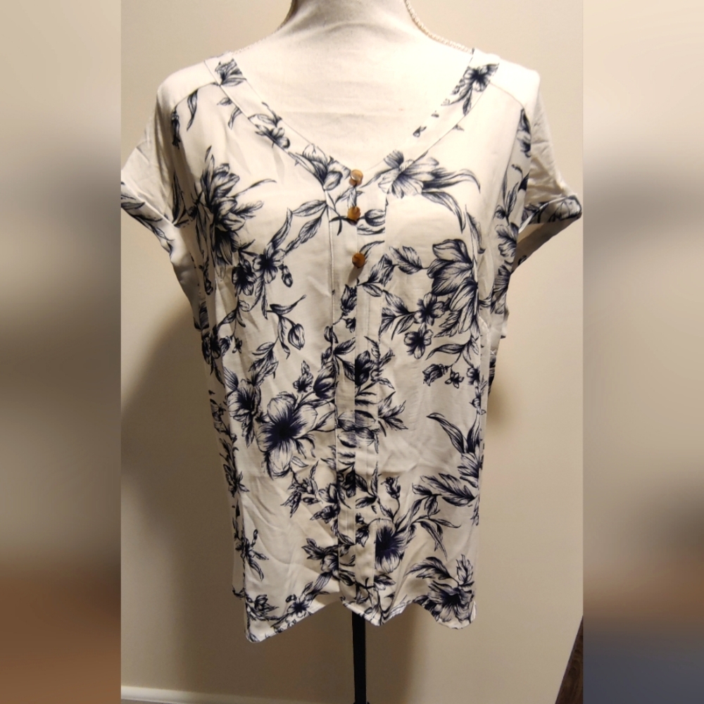 Short Sleeve Top